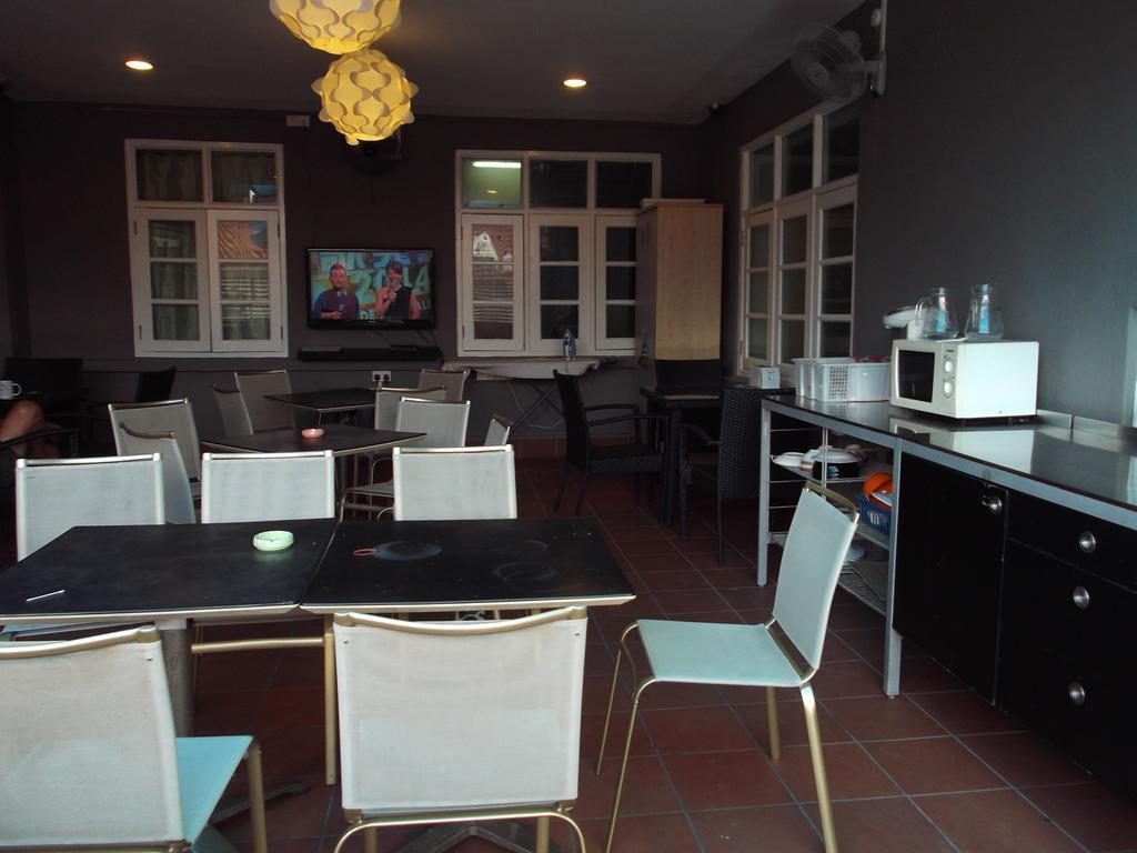 Phil Inn @ Dickson Singapura Bilik gambar